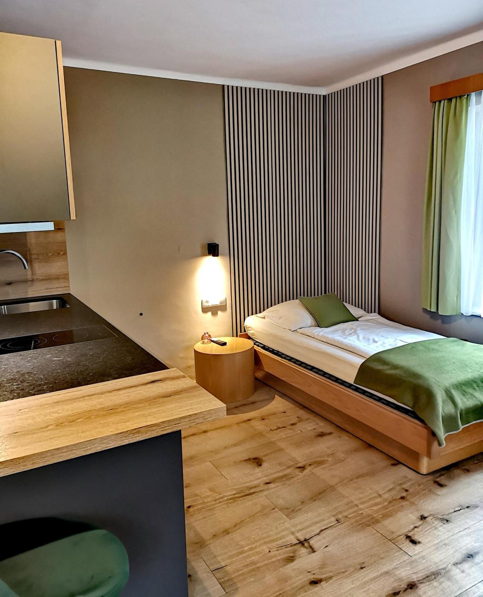Hotel Apartment Das Au- Gut Hallein Exterior photo